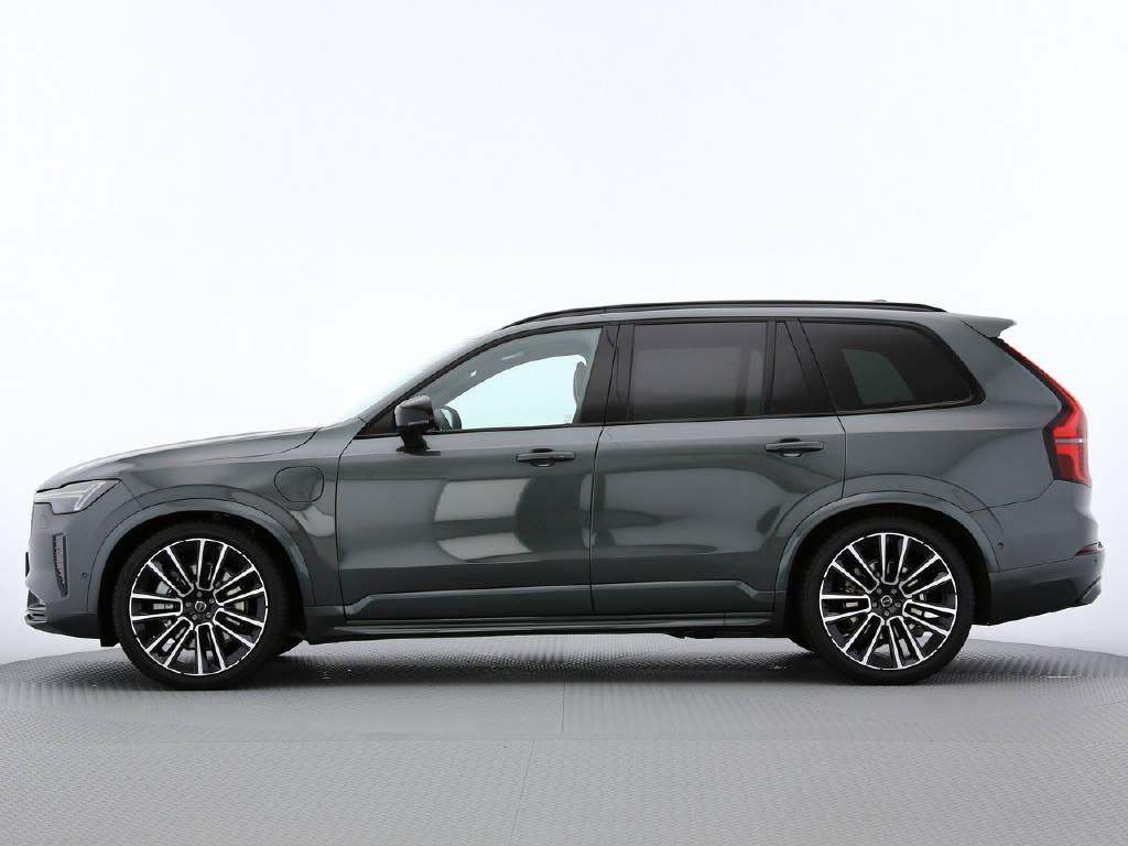 VOLVO XC90 2.0 T8 TE Ultra Dark eAWD-image-4