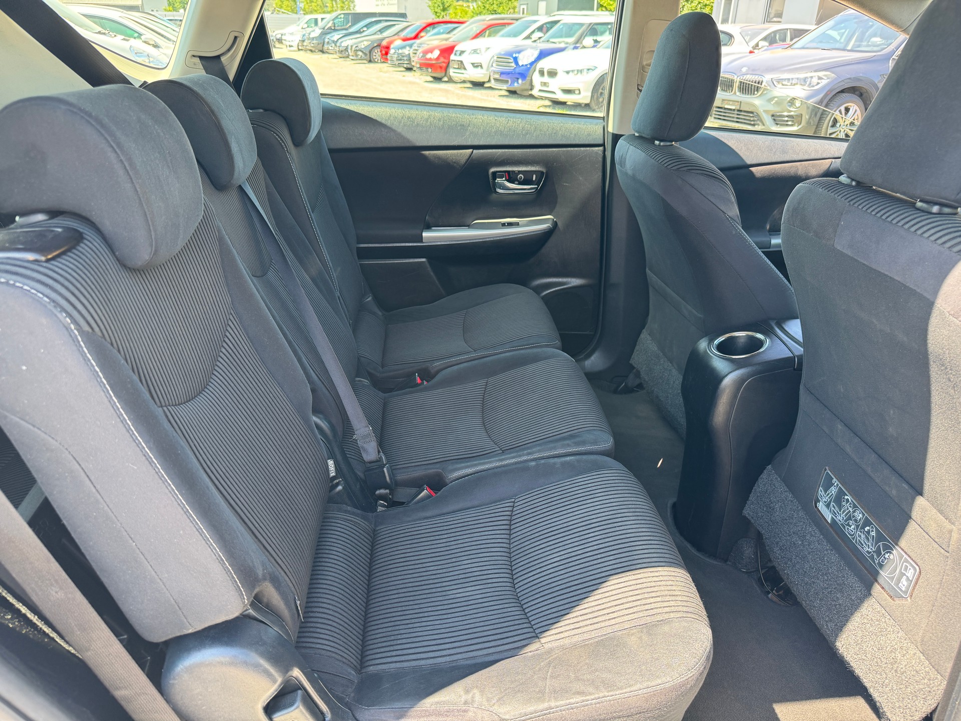 TOYOTA Prius+ 1.8 VVT-i HSD Luna-image-12