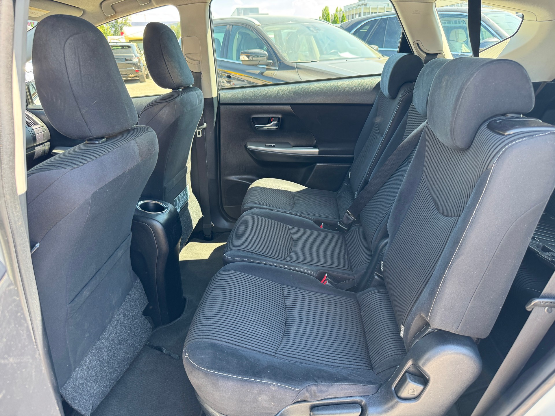 TOYOTA Prius+ 1.8 VVT-i HSD Luna-image-9