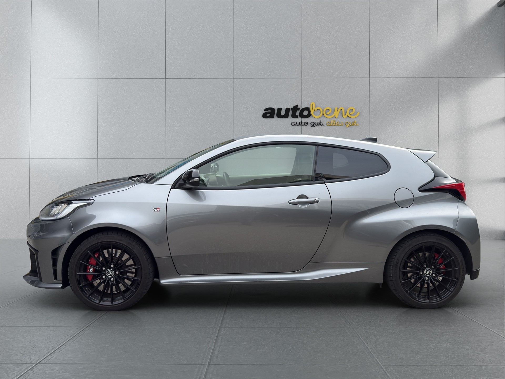 TOYOTA Yaris 1.6 GR Sport A-image-2