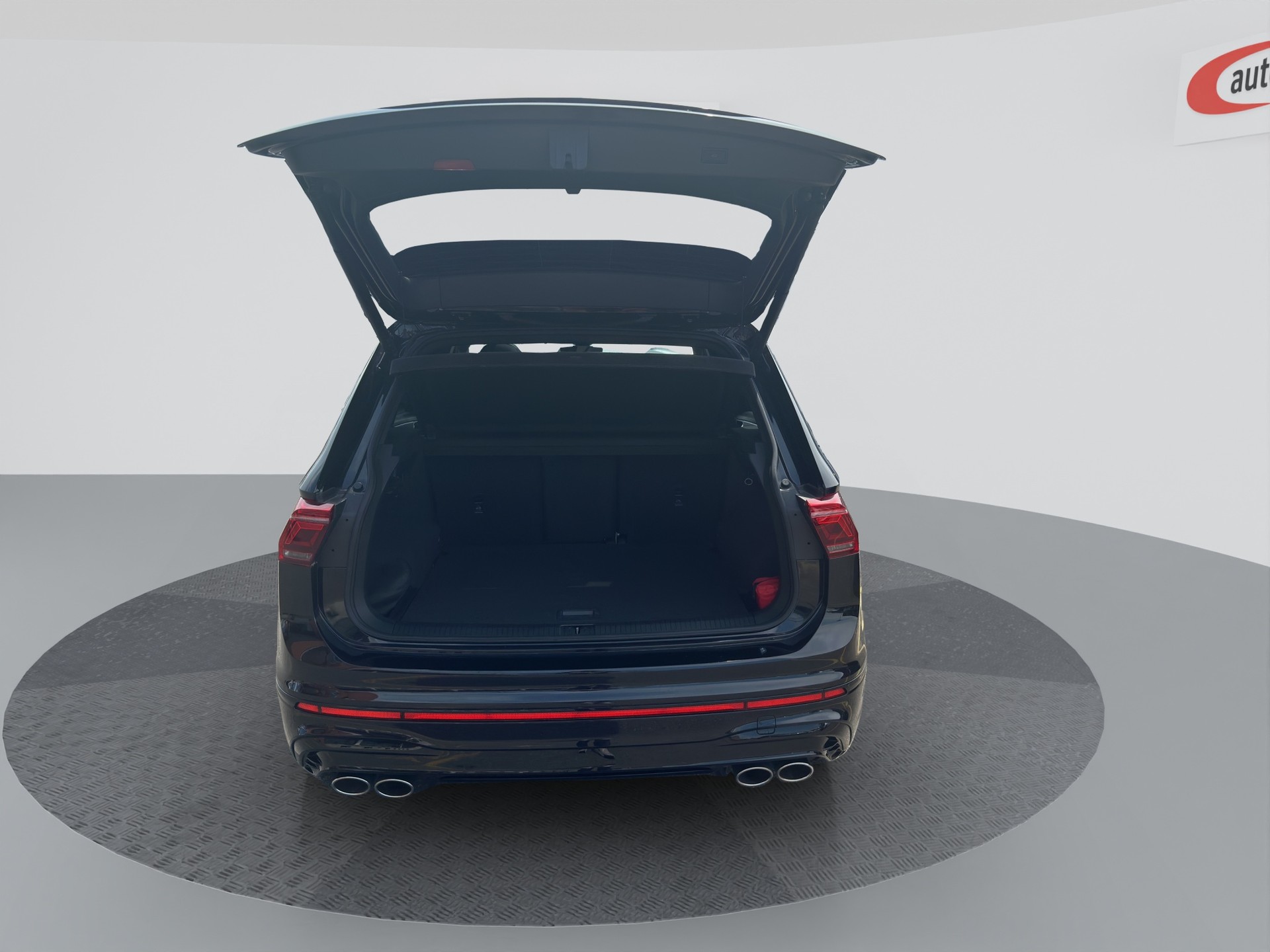 VW Tiguan R 2.0TSI 4Motion DSG BLACK STYLE-image-4