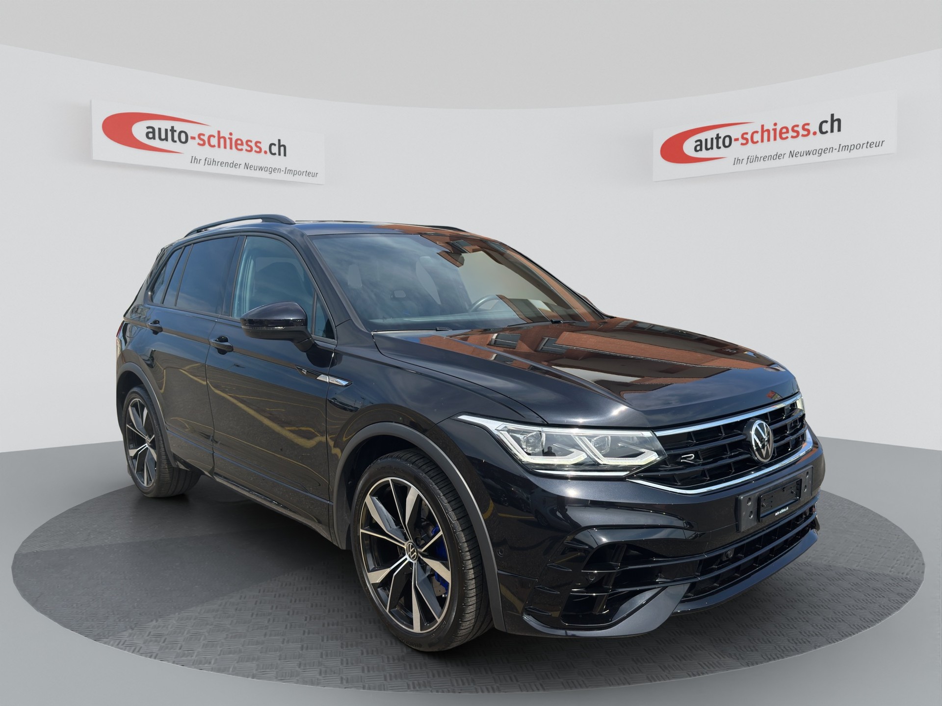 VW Tiguan R 2.0TSI 4Motion DSG BLACK STYLE-image-0