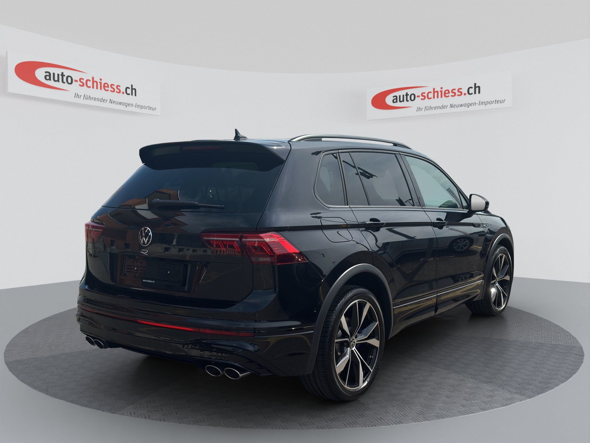 VW Tiguan R 2.0TSI 4Motion DSG BLACK STYLE-image-5