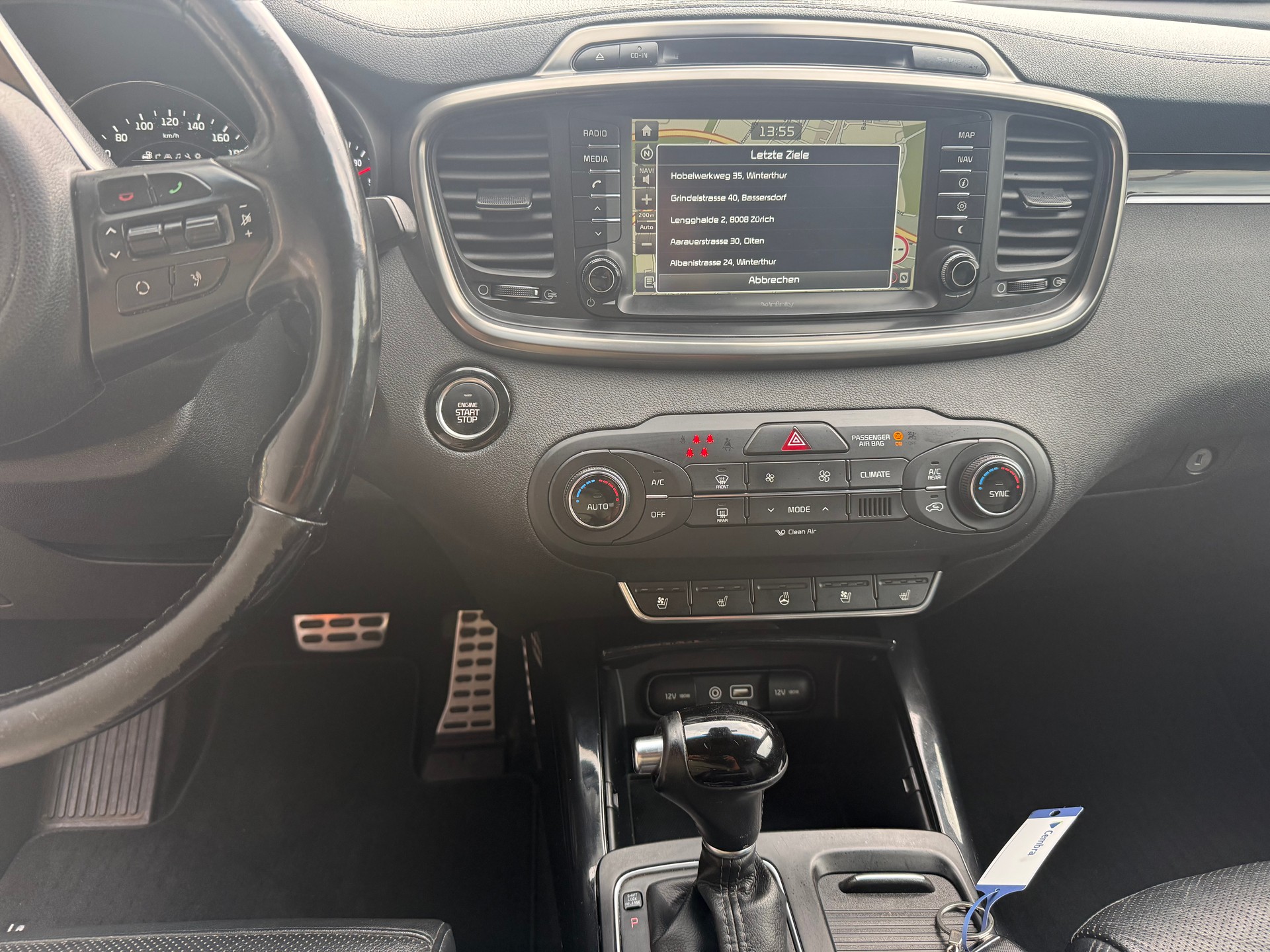 KIA Sorento 2.2 CRDI Style 7P. Automatic-image-13