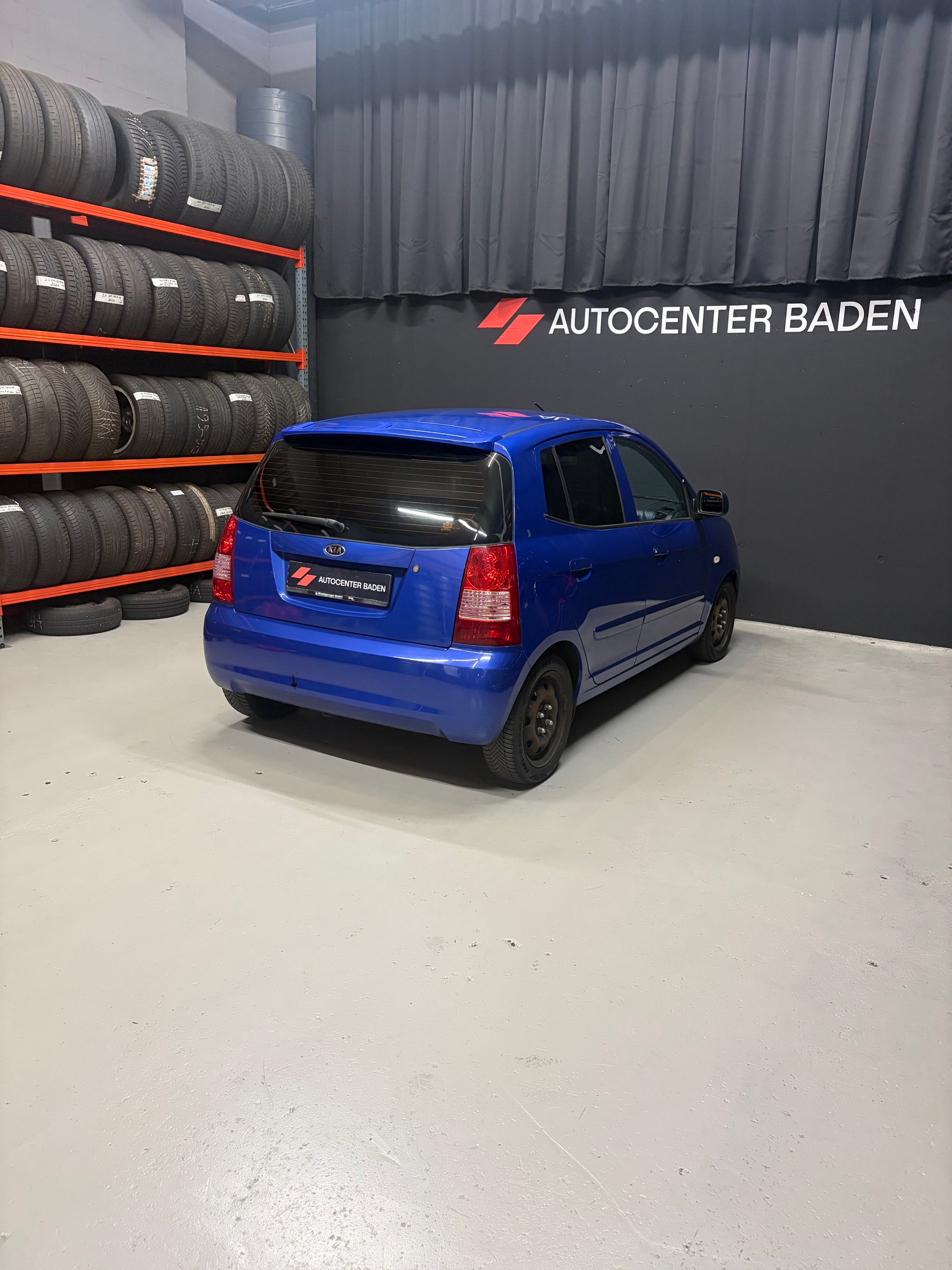KIA Picanto 1.1 CRDi Style-image-4