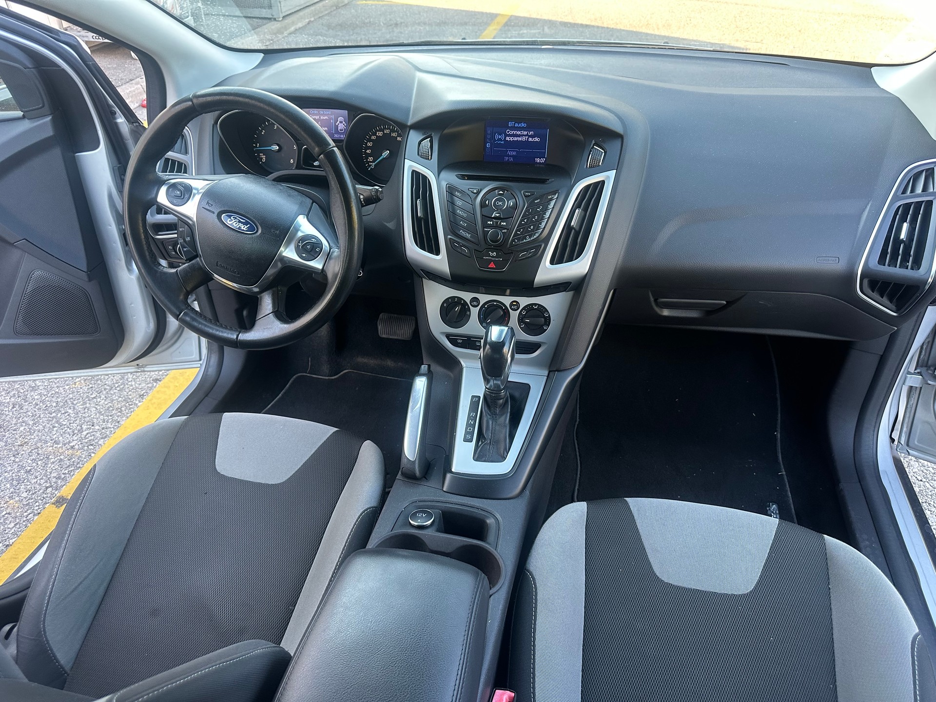 FORD Focus 2.0 TDCi Carving PowerShift-image-10