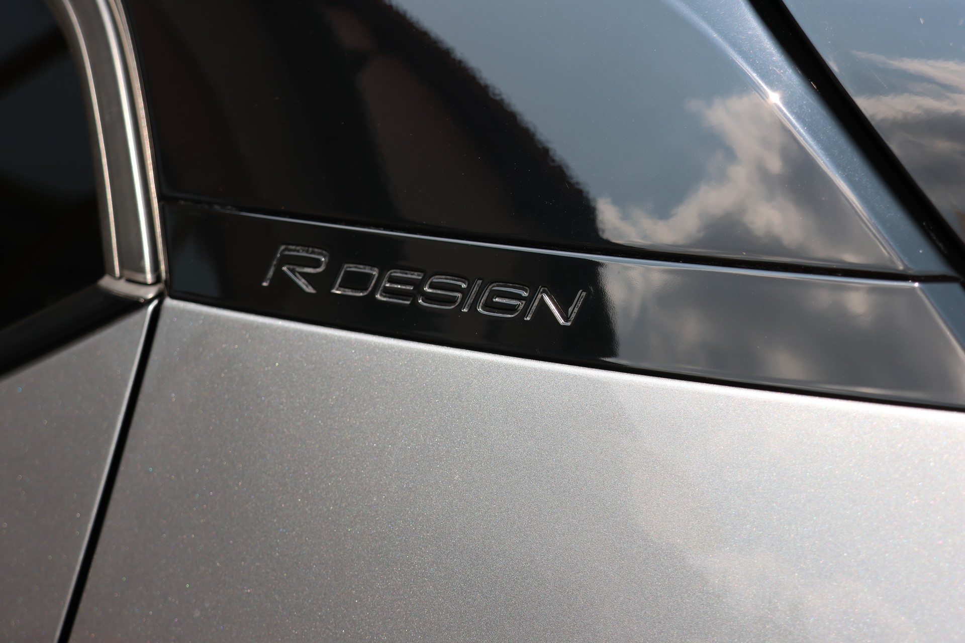 VOLVO XC40 D4 AWD R-Design Geartronic-image-7