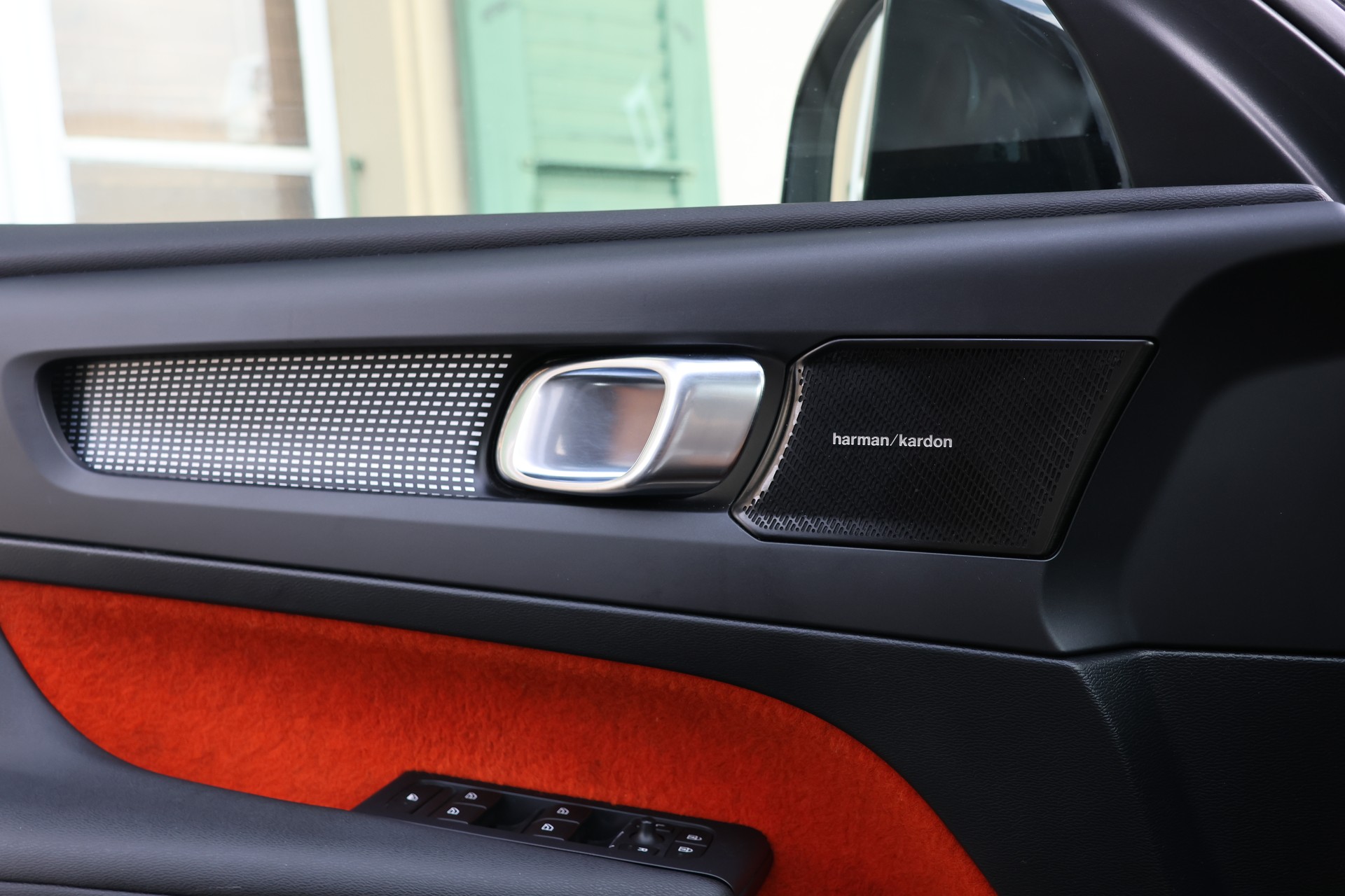 VOLVO XC40 D4 AWD R-Design Geartronic-image-10