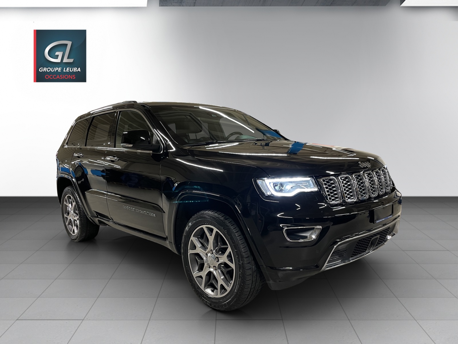 JEEP Grand Cherokee 3.0 CRD Overland Automatic-image-0
