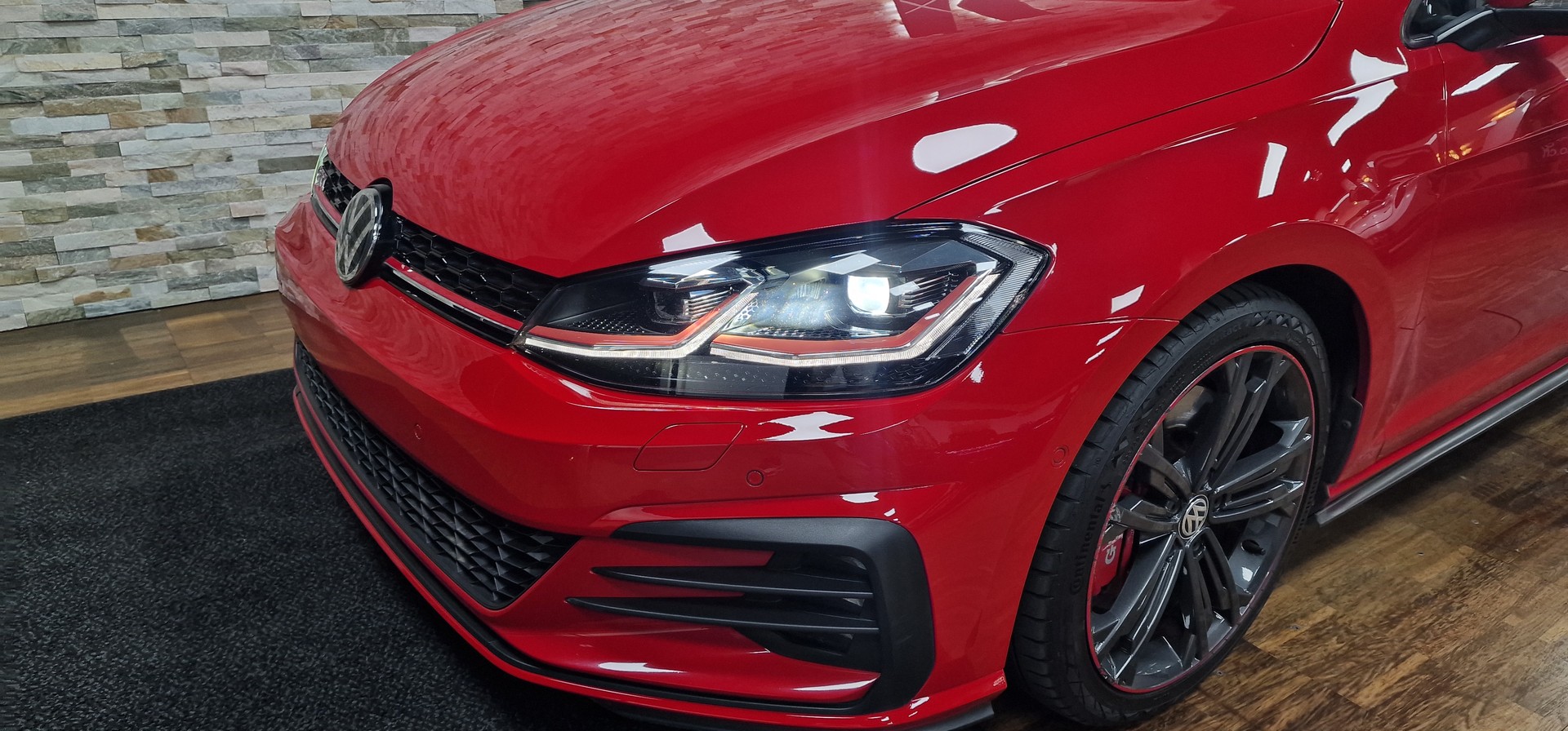 VW Golf 2.0 TSI GTI Performance DSG-image-6