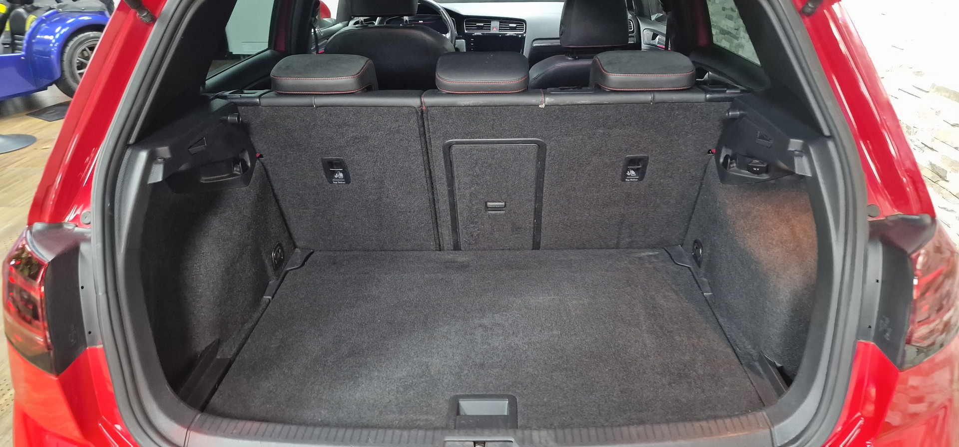 VW Golf 2.0 TSI GTI Performance DSG-image-24