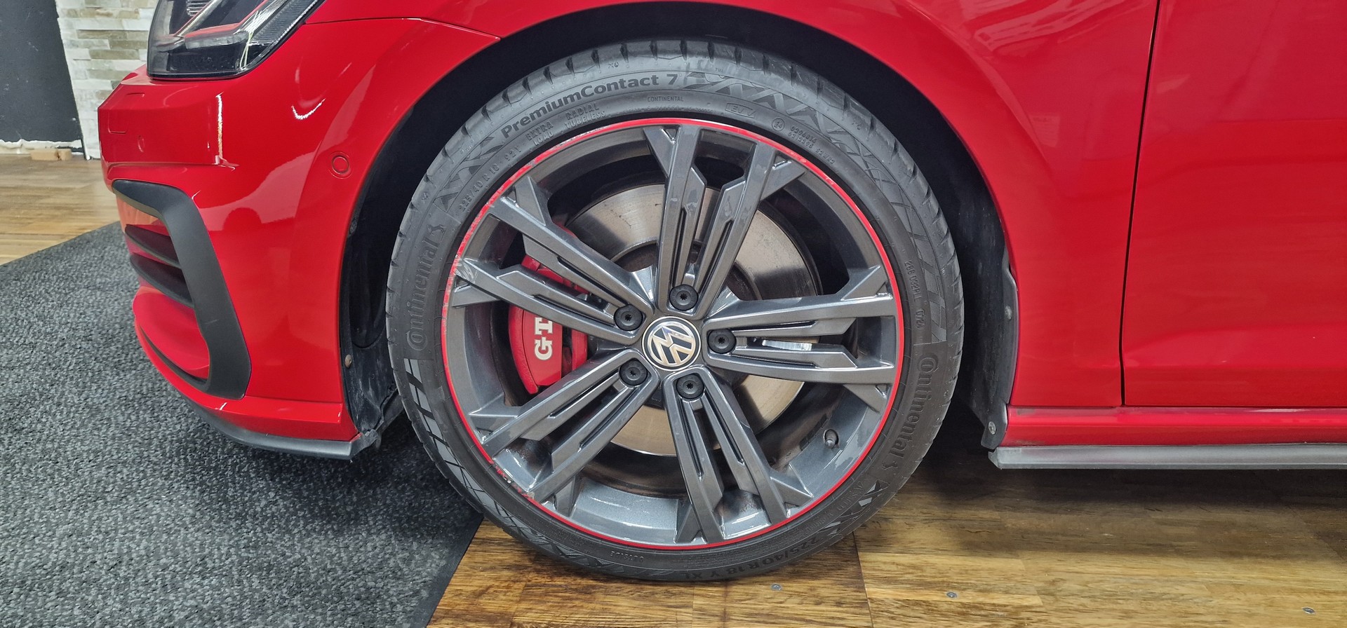 VW Golf 2.0 TSI GTI Performance DSG-image-28