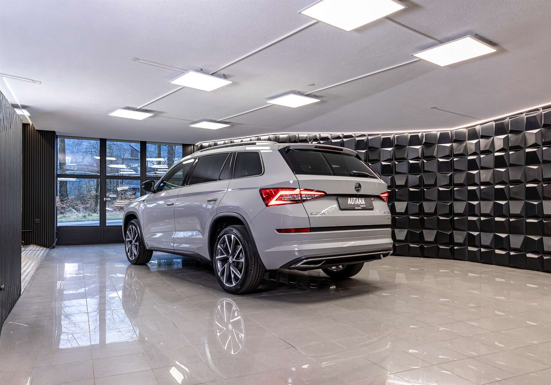SKODA Kodiaq 2.0 TDI CR Sport Line 4x4 DSG-image-2