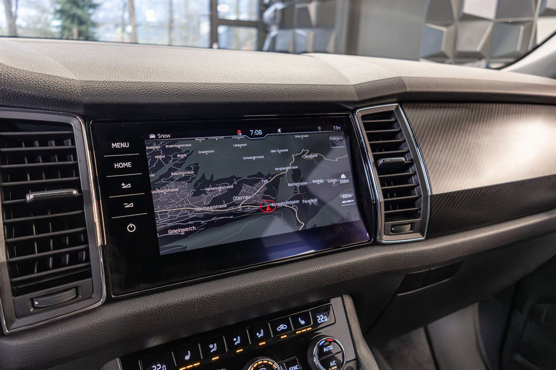 SKODA Kodiaq 2.0 TDI CR Sport Line 4x4 DSG-image-14