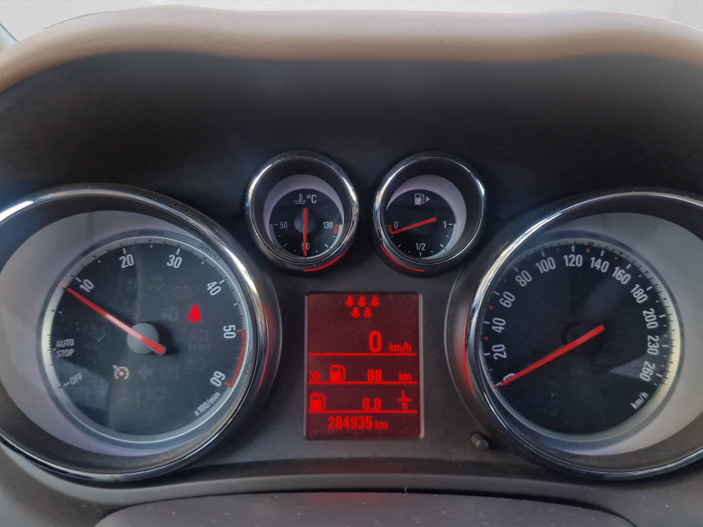 OPEL Zafira Tourer 2.0 CDTI 165 Cosmo S/S-image-13