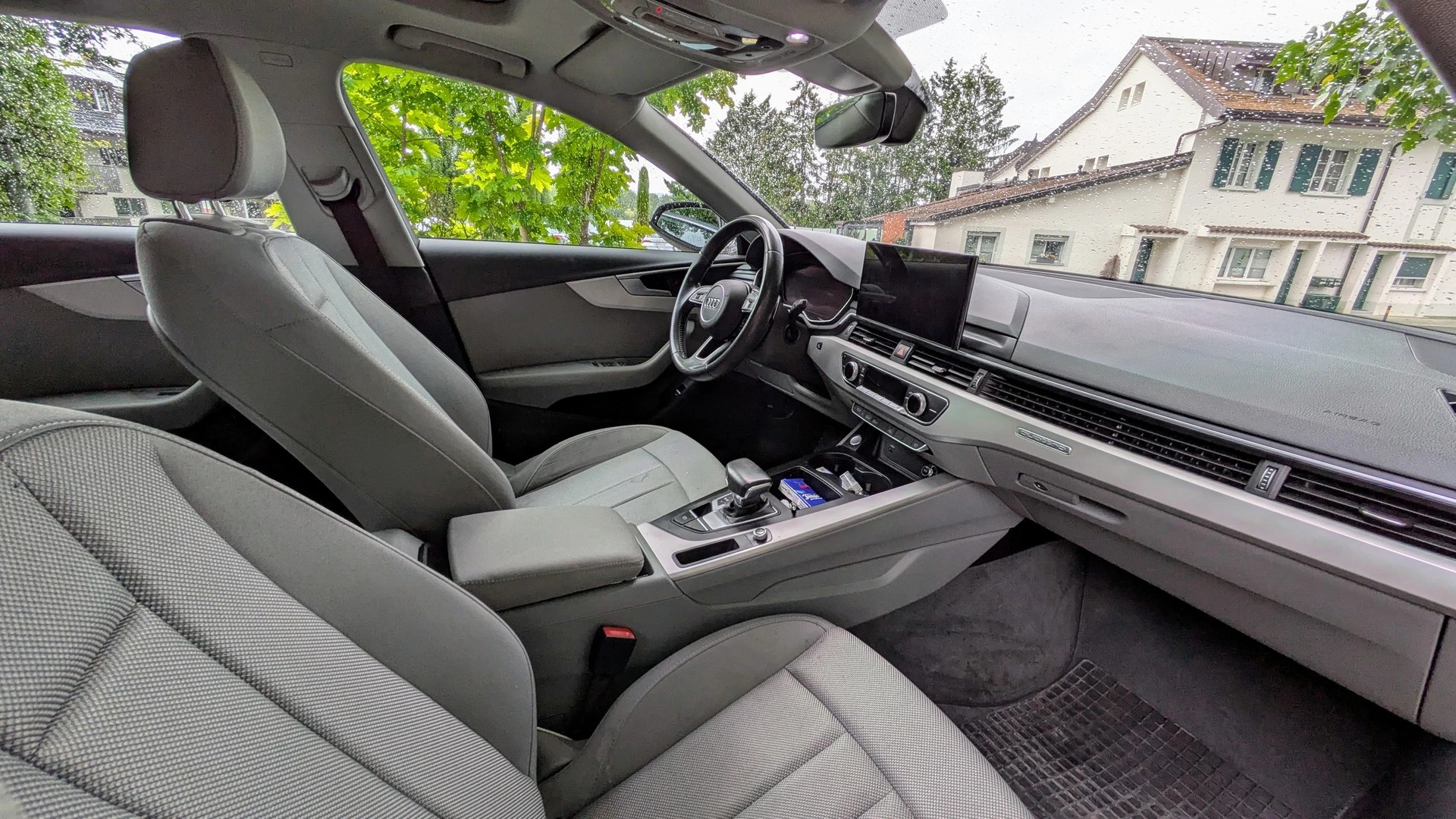 AUDI 2.0 45 TFSI quattro S-Tronic-image-4