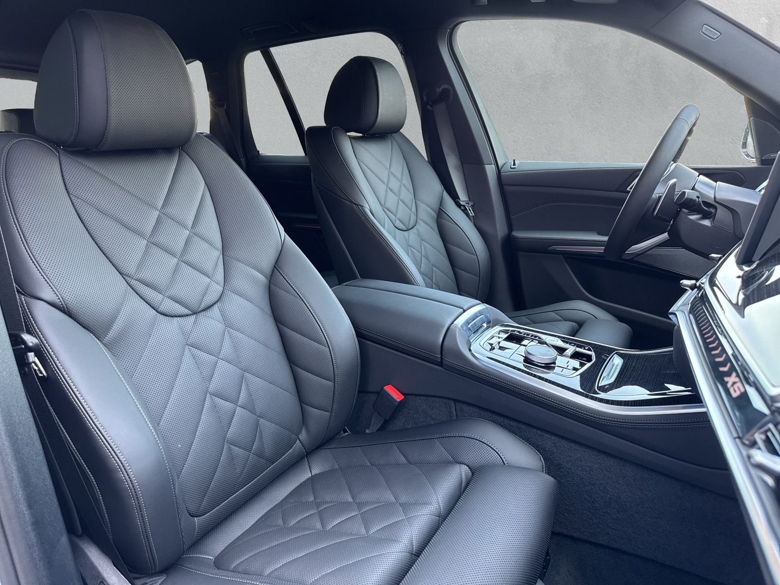 BMW X5 xDrive 48V 30d M Sport Steptronic-image-12