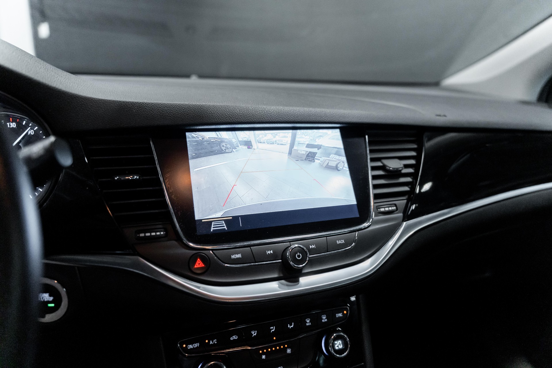 OPEL Astra Sports Tourer 1.5 CDTi Elegance / CH Auto / Business Elegance Pack / Service gepflegt / LED Matrix / Rückfahrkamera-image-14