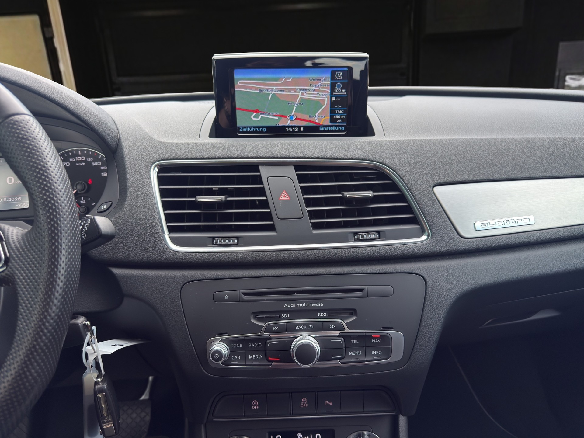 AUDI Q3 2.0 TDI 177 S-Line quattro S-Tronic-image-14