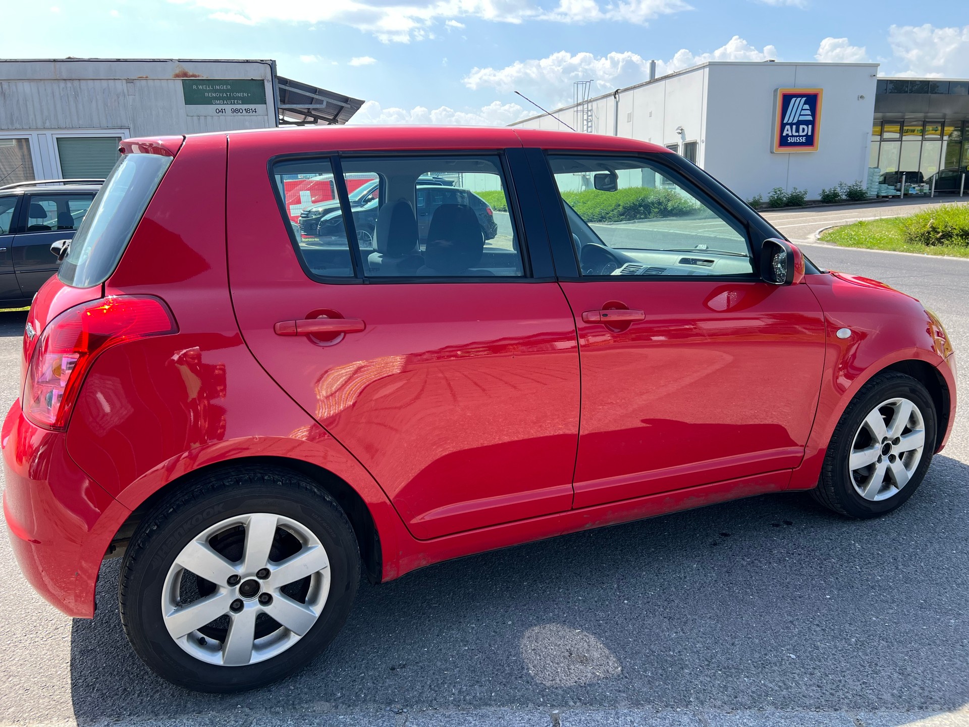 SUZUKI Swift 1.3i 16V GL Top-image-4