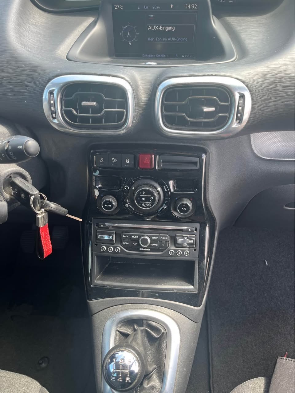 CITROEN C3 Picasso 1.2 Pure Tech Black Top-image-9