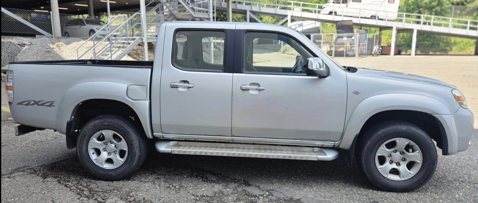 MAZDA BT-50 2.5 CD Tornado 4x4-image-6
