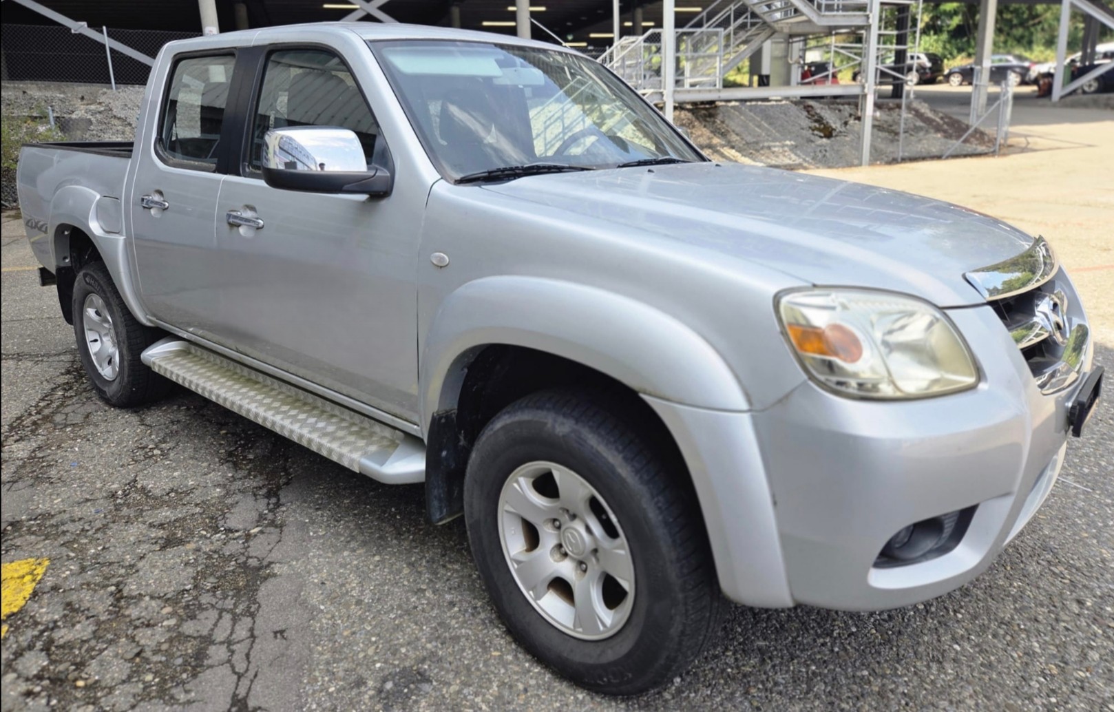 MAZDA BT-50 2.5 CD Tornado 4x4-image-1