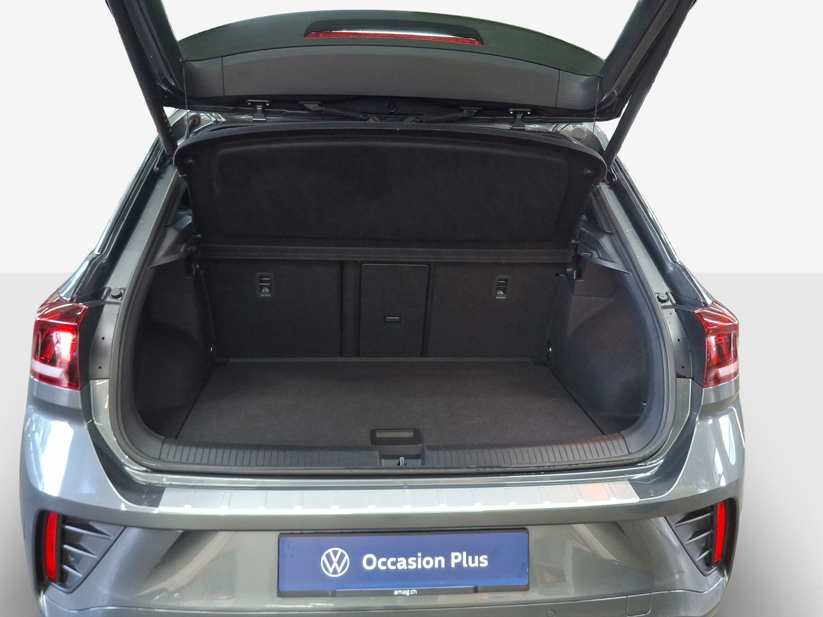 VW T-Roc 2.0 TSI R-Line DSG 4Motion-image-12
