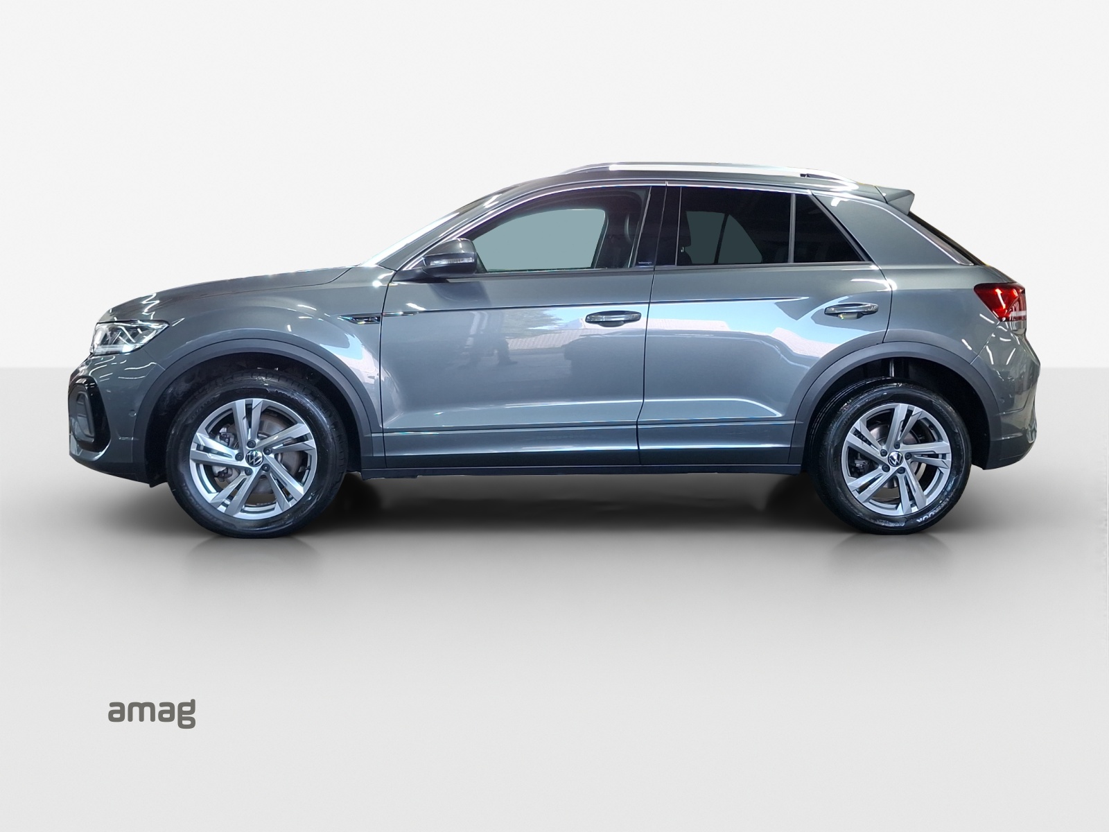 VW T-Roc 2.0 TSI R-Line DSG 4Motion-image-1