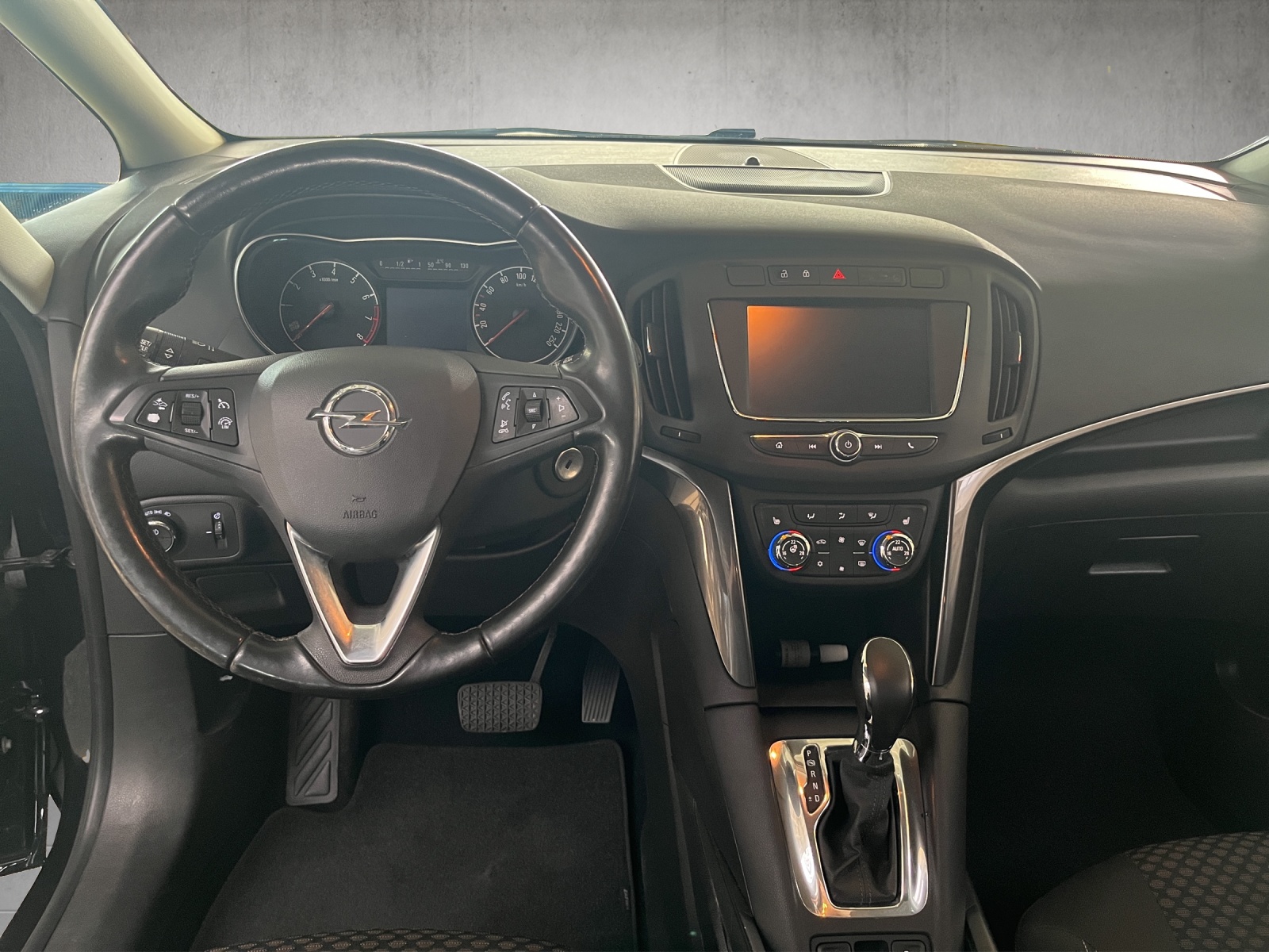 OPEL Zafira 1.6T eTEC Excellence-image-8