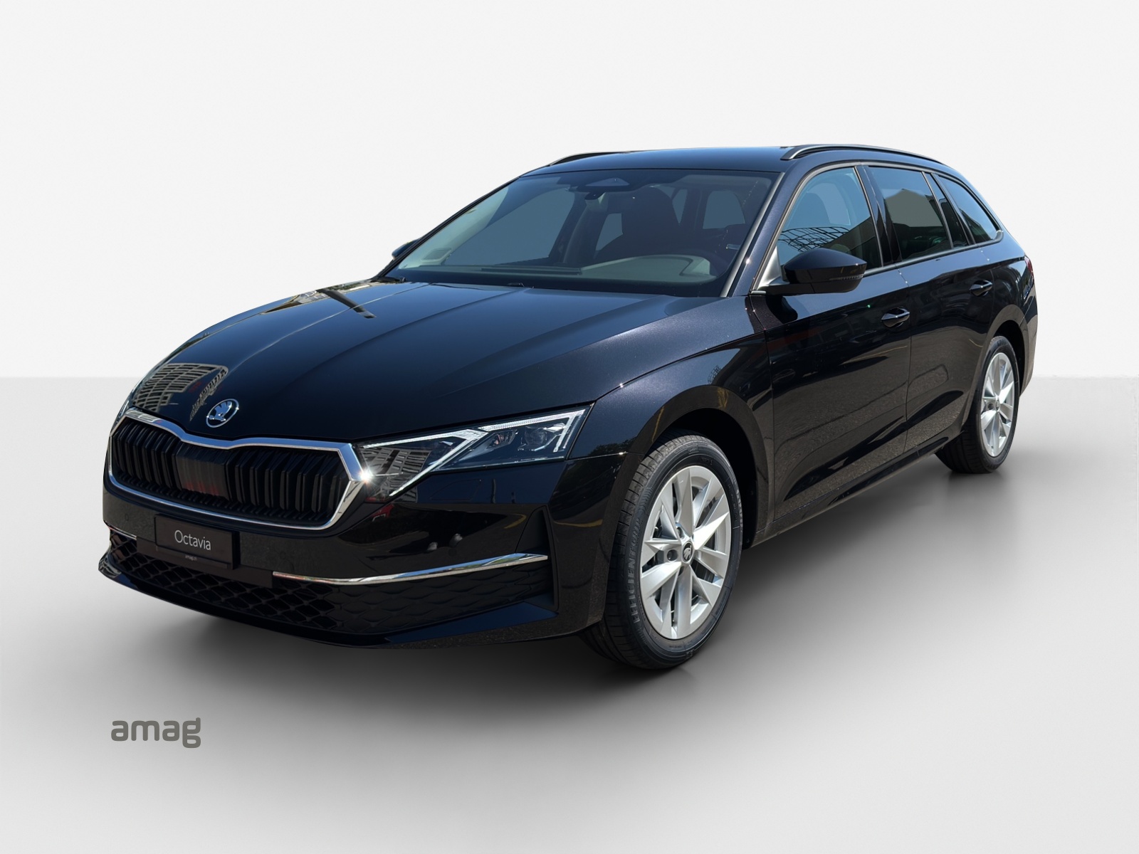 SKODA Octavia Combi 2.0 TDI DSG Selection-image-0