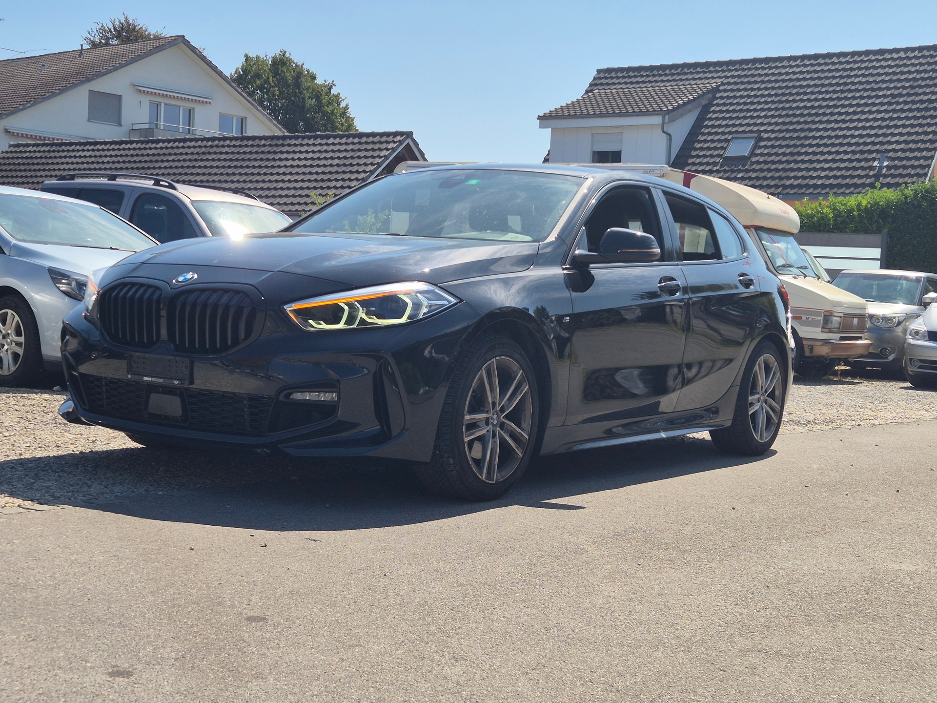BMW 118 M-Packet MFK Automat Voll Ausstattung-image-0
