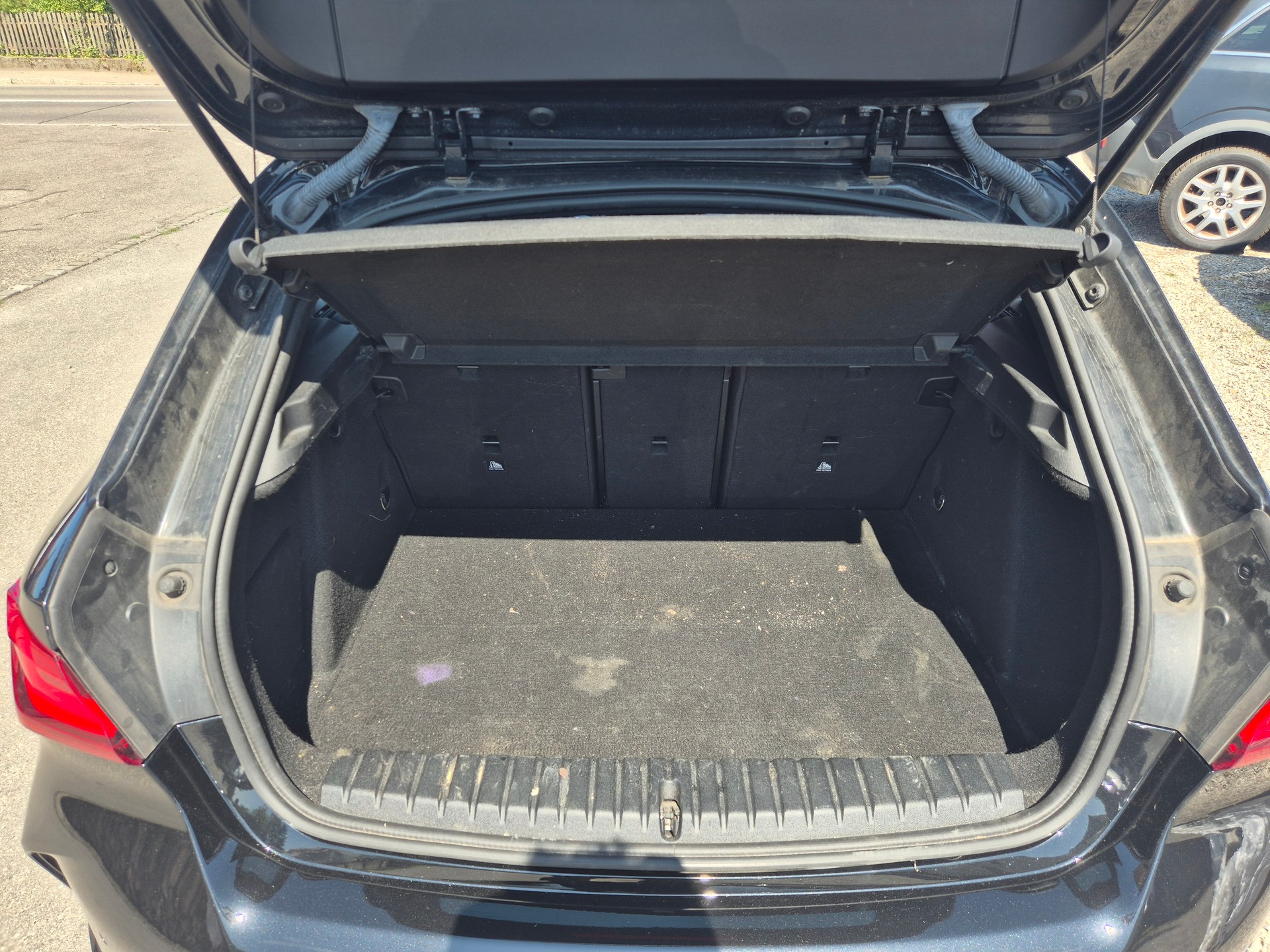 BMW 118 M-Packet MFK Automat Voll Ausstattung-image-12