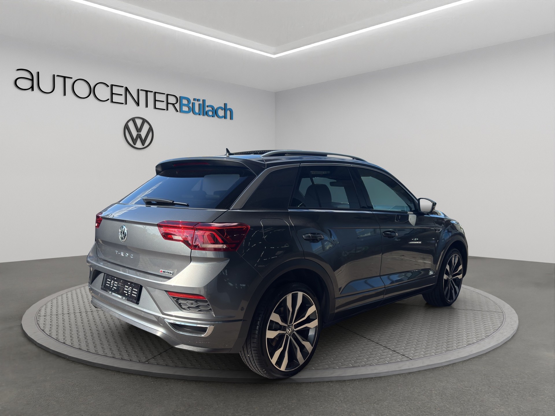 VW T-Roc 2.0 TSI Sport DSG 4Motion-image-4