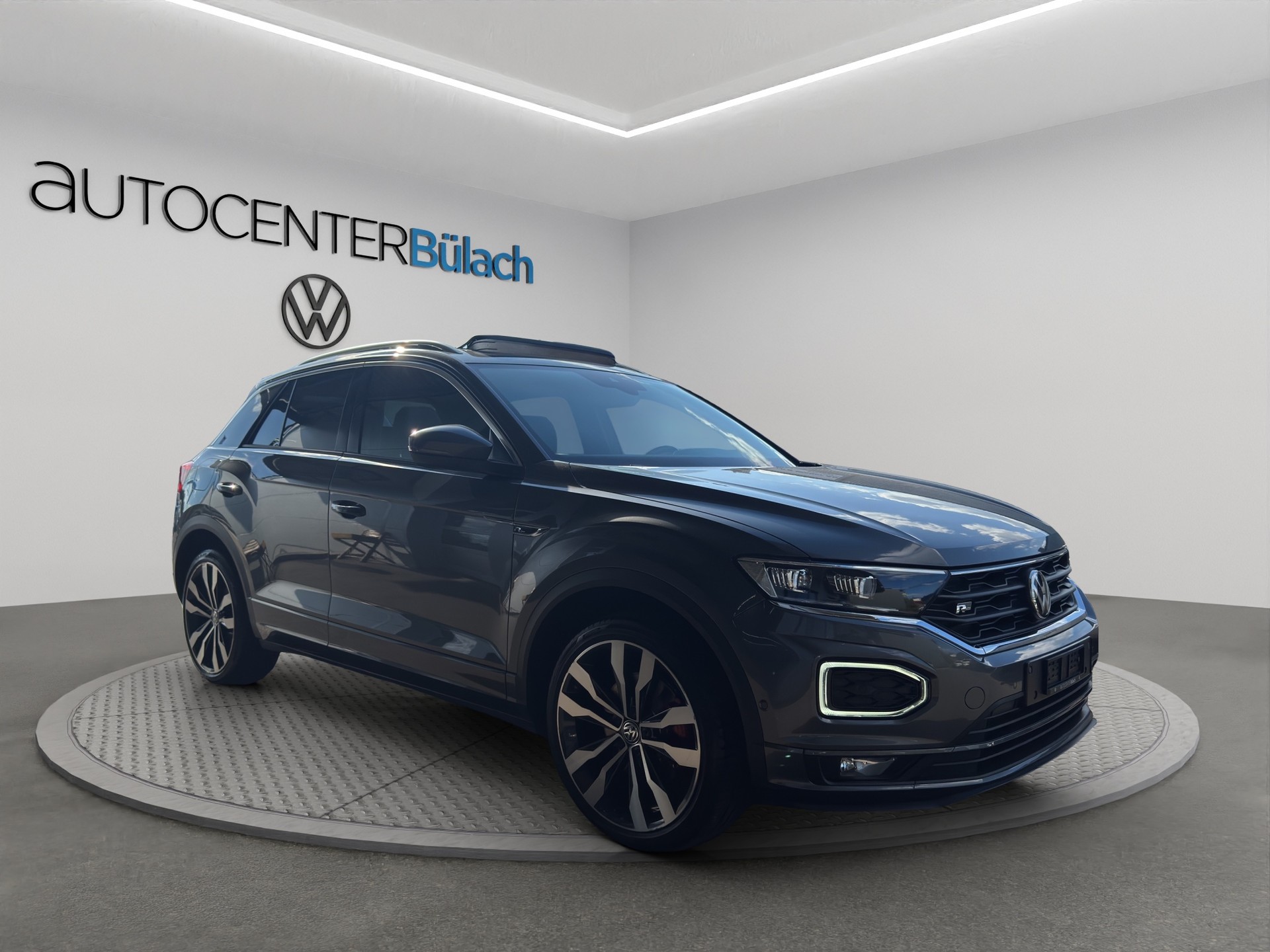 VW T-Roc 2.0 TSI Sport DSG 4Motion-image-2