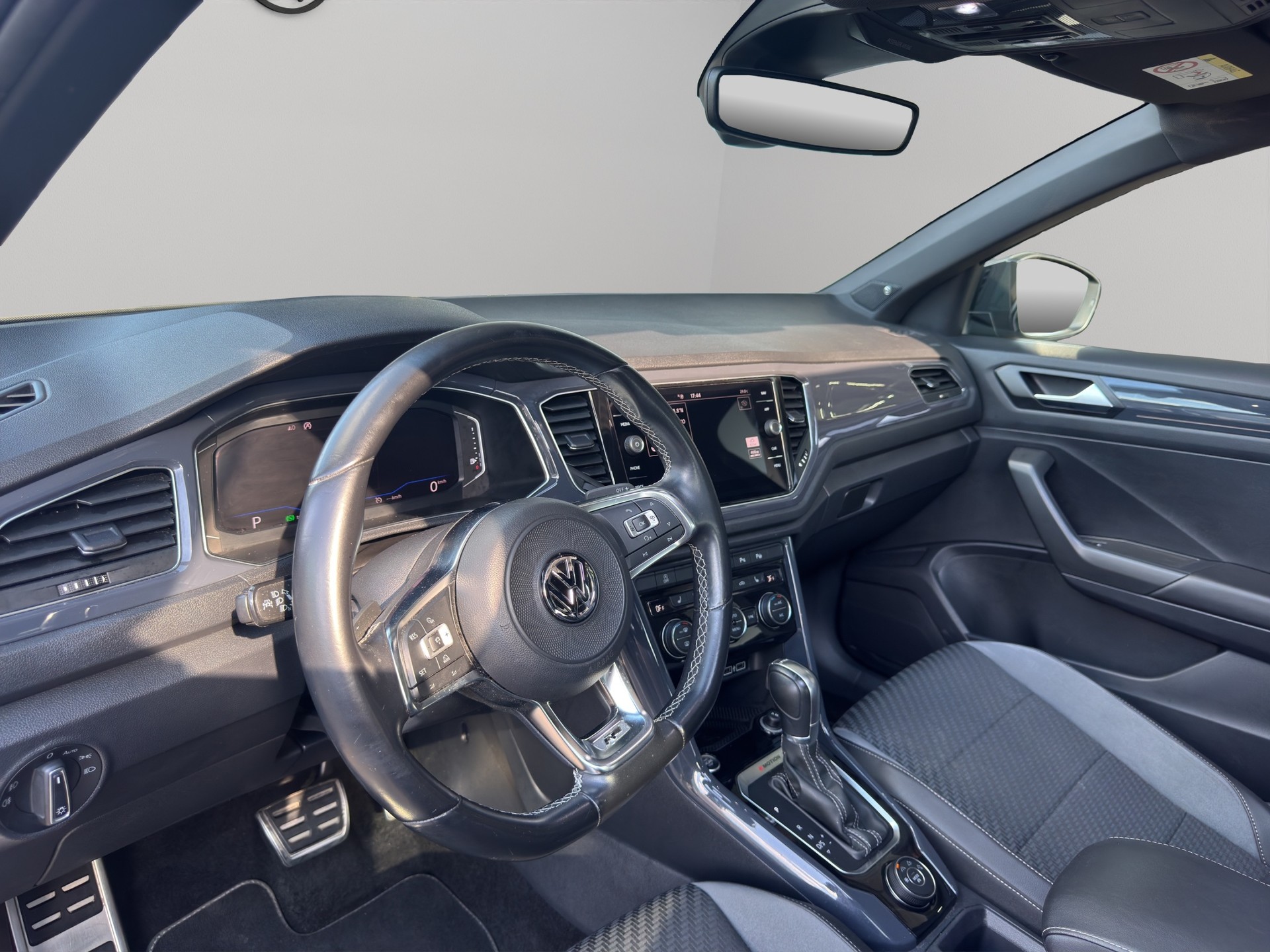 VW T-Roc 2.0 TSI Sport DSG 4Motion-image-9