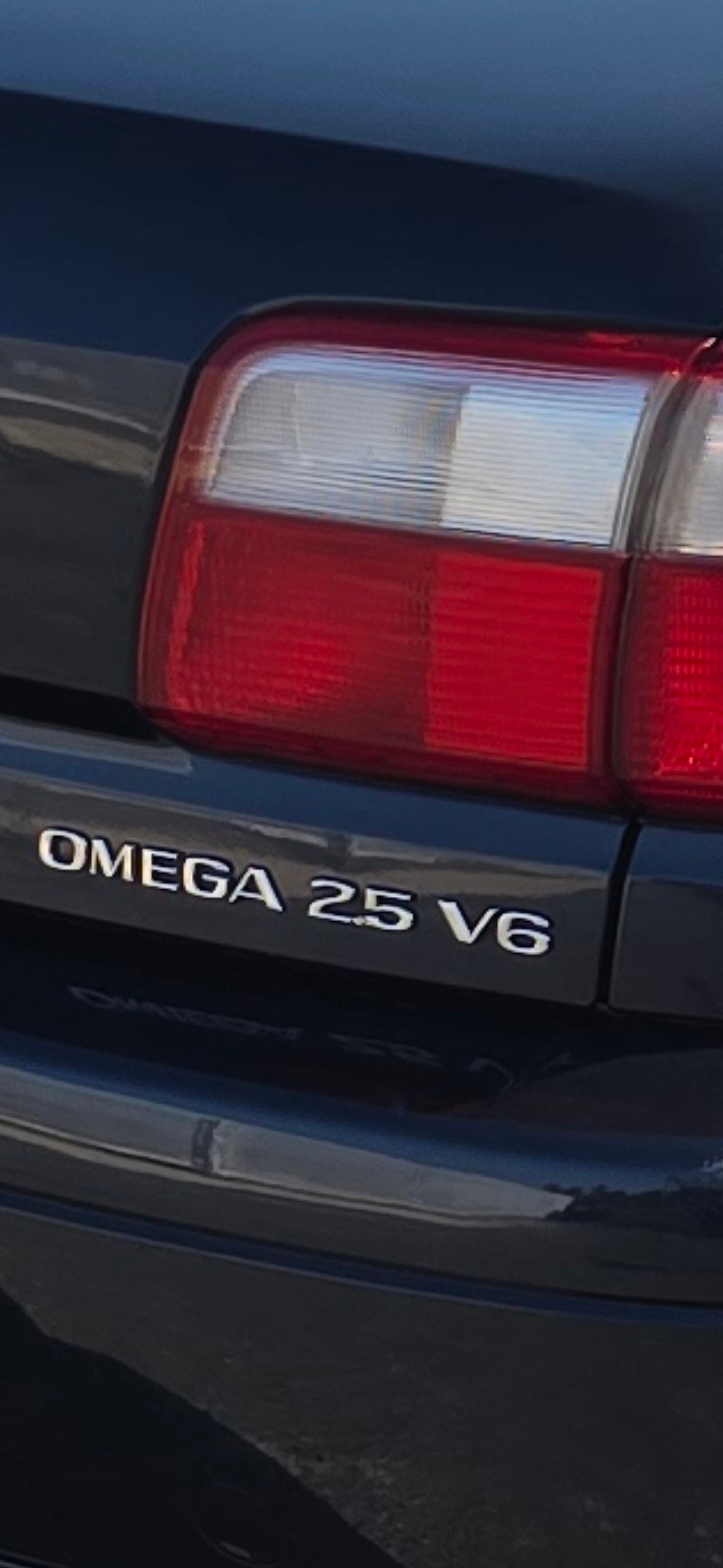 OPEL Omega 2.5i V6 Comfort-image-8