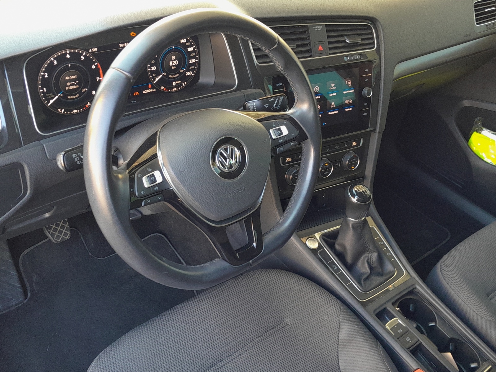 VW Golf 1.0 TSI Swiss Line Plus-image-7