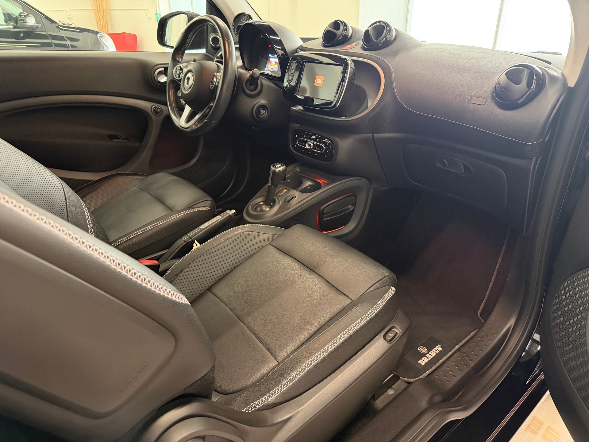 SMART fortwo Brabus Xclusive twinmatic-image-22