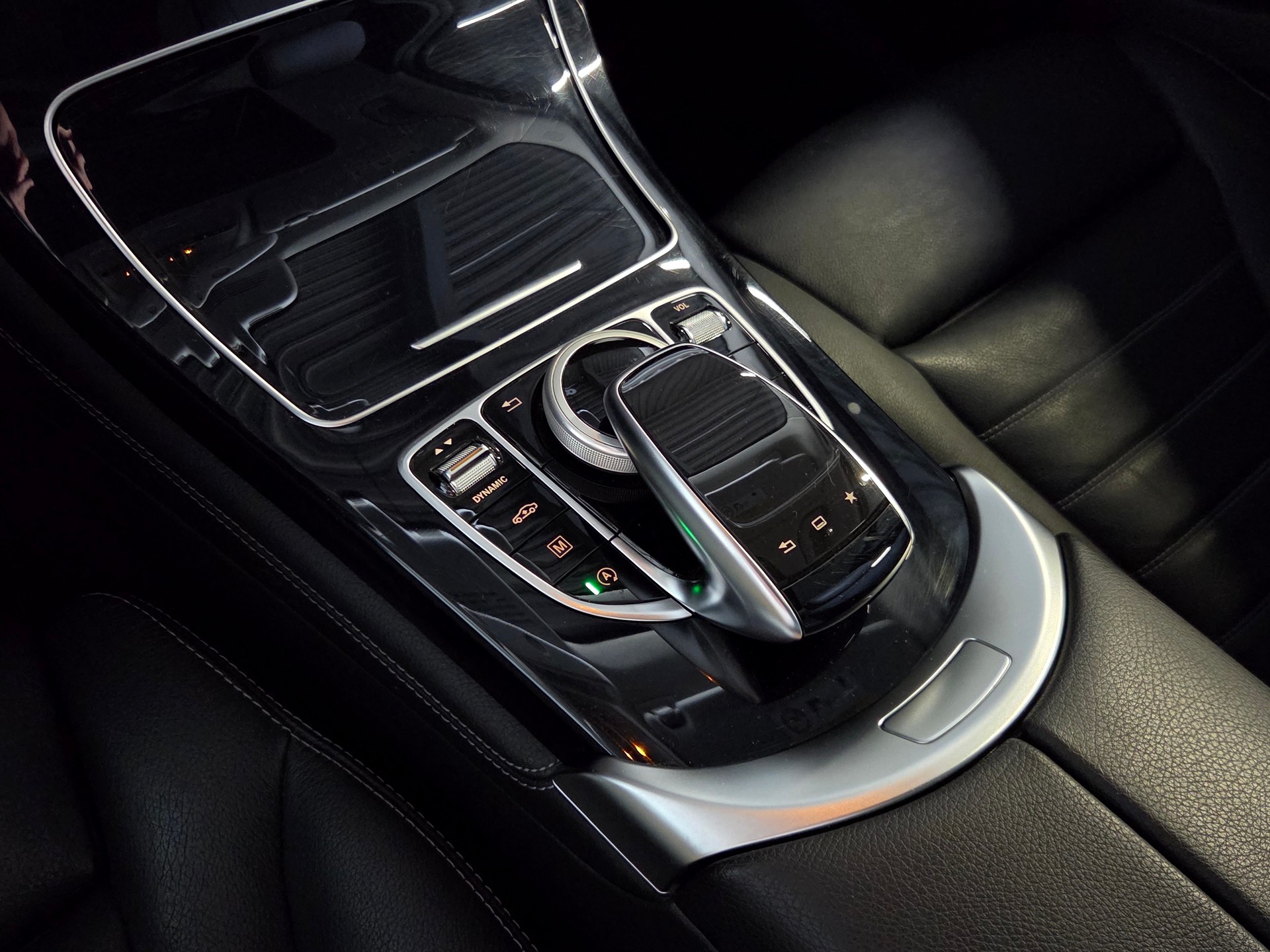 MERCEDES-BENZ GLC 250 Exclusive 4m-image-21