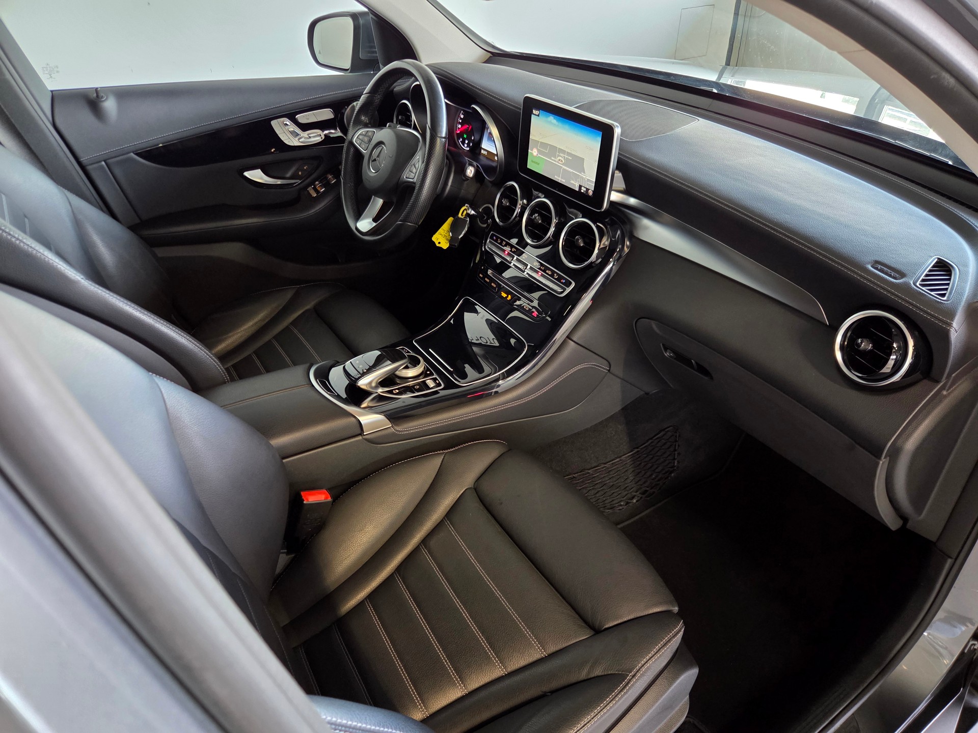 MERCEDES-BENZ GLC 250 Exclusive 4m-image-14