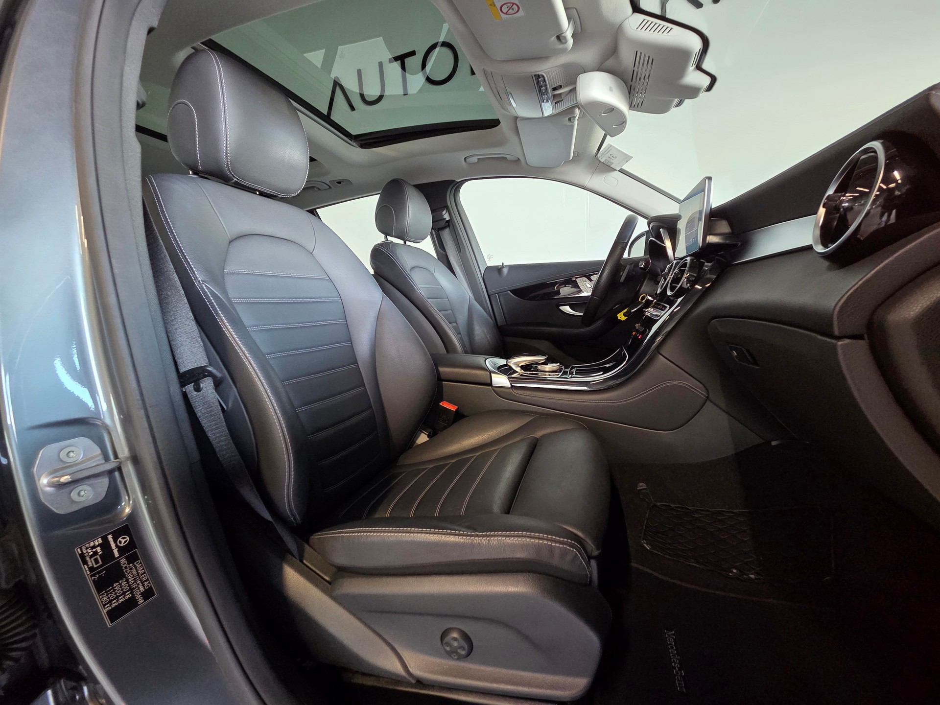 MERCEDES-BENZ GLC 250 Exclusive 4m-image-13