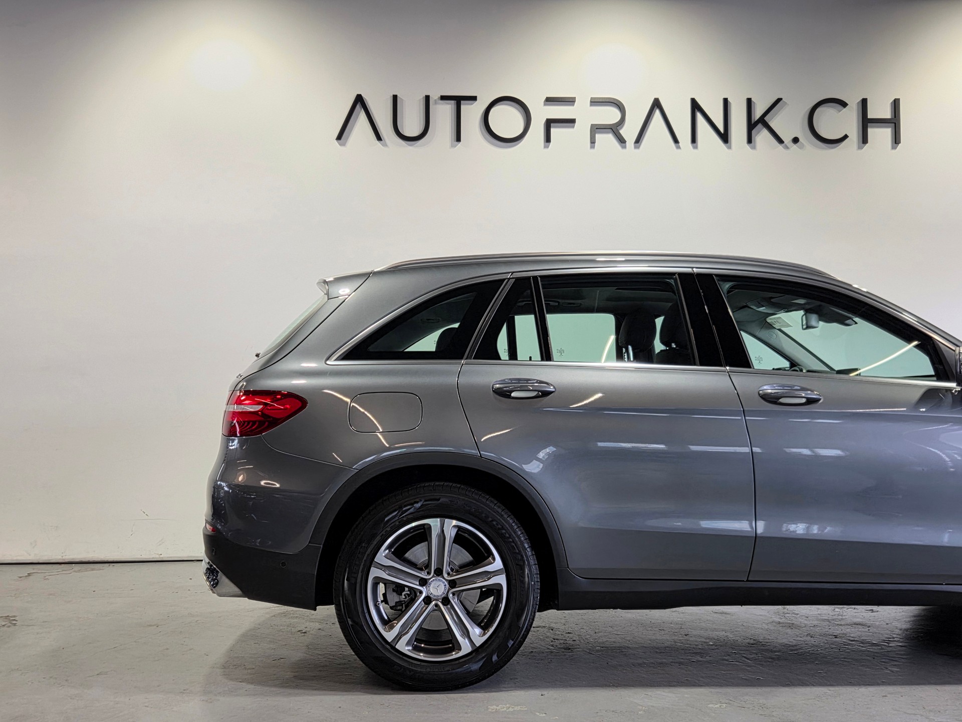 MERCEDES-BENZ GLC 250 Exclusive 4m-image-5