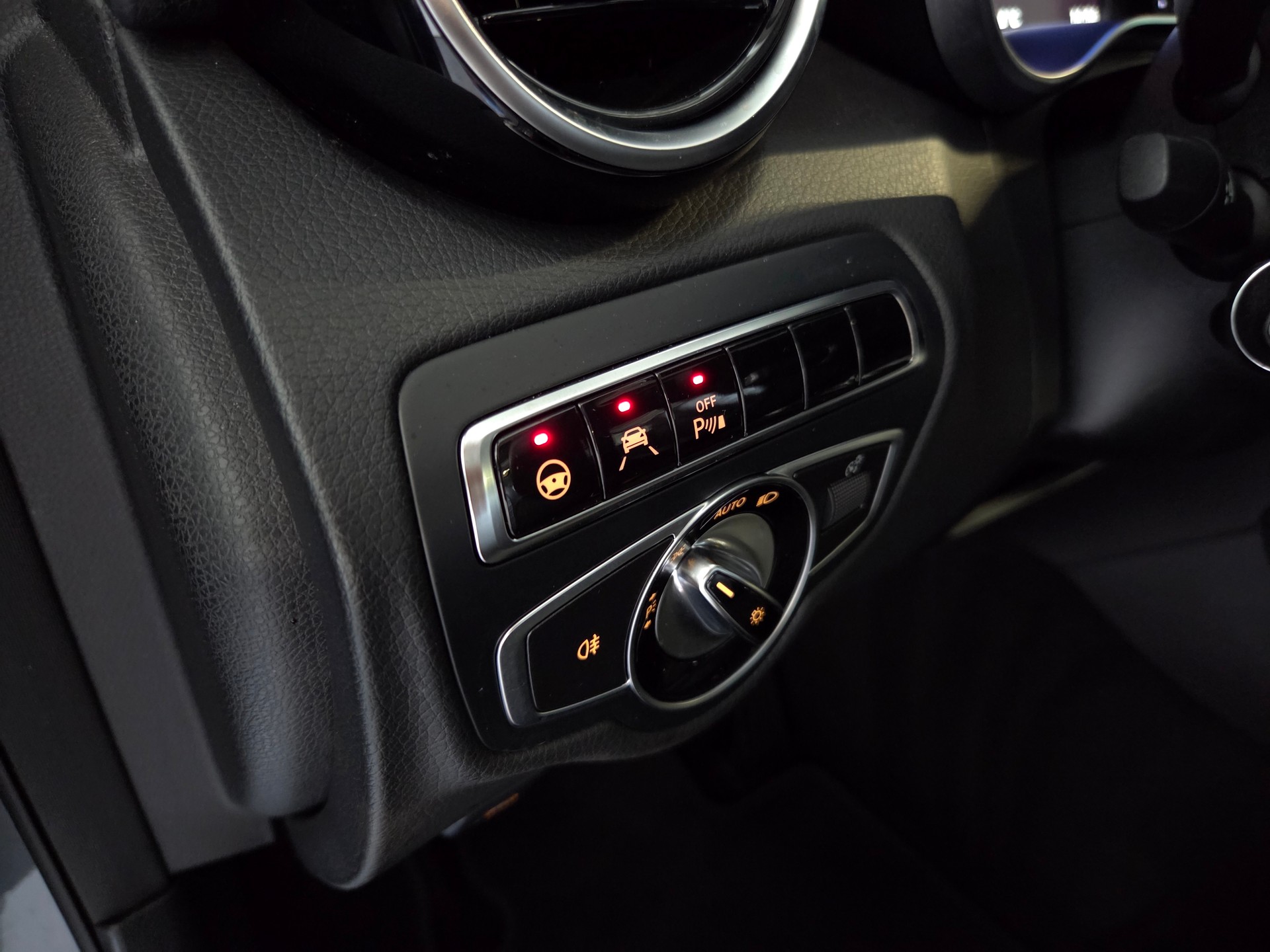 MERCEDES-BENZ GLC 250 Exclusive 4m-image-12