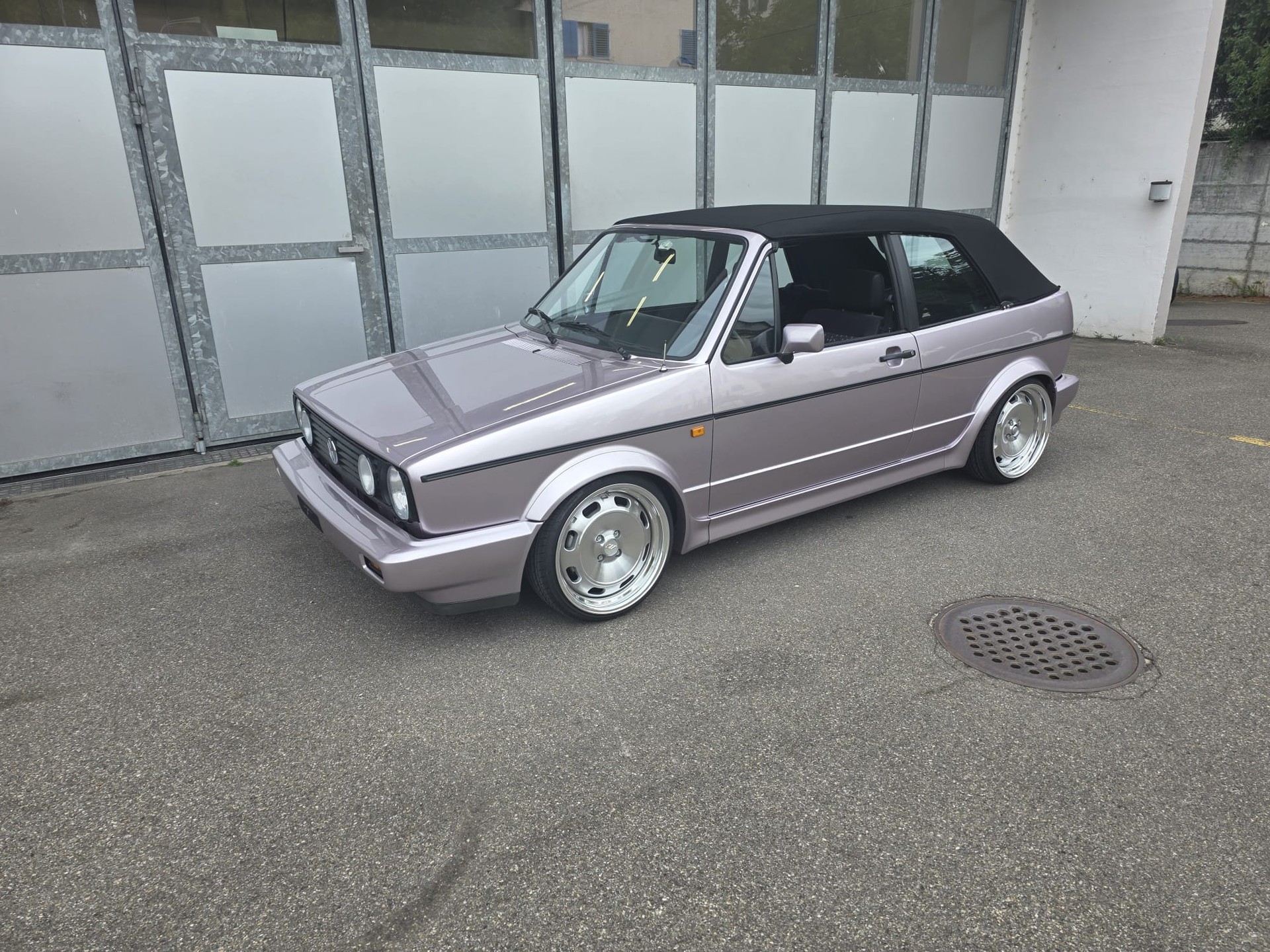 VW Golf Cabriolet 1800 Fashion-Line/Young-Line-image-0