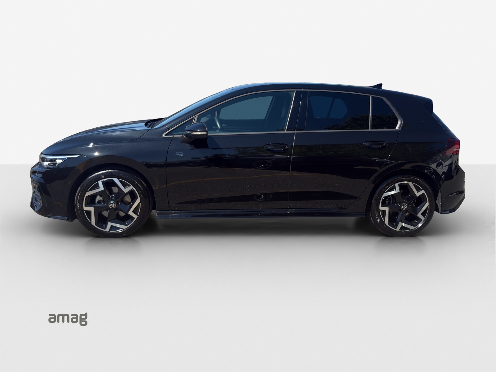 VW Golf 1.5 e TSI mHEV R-Line DSG-image-1