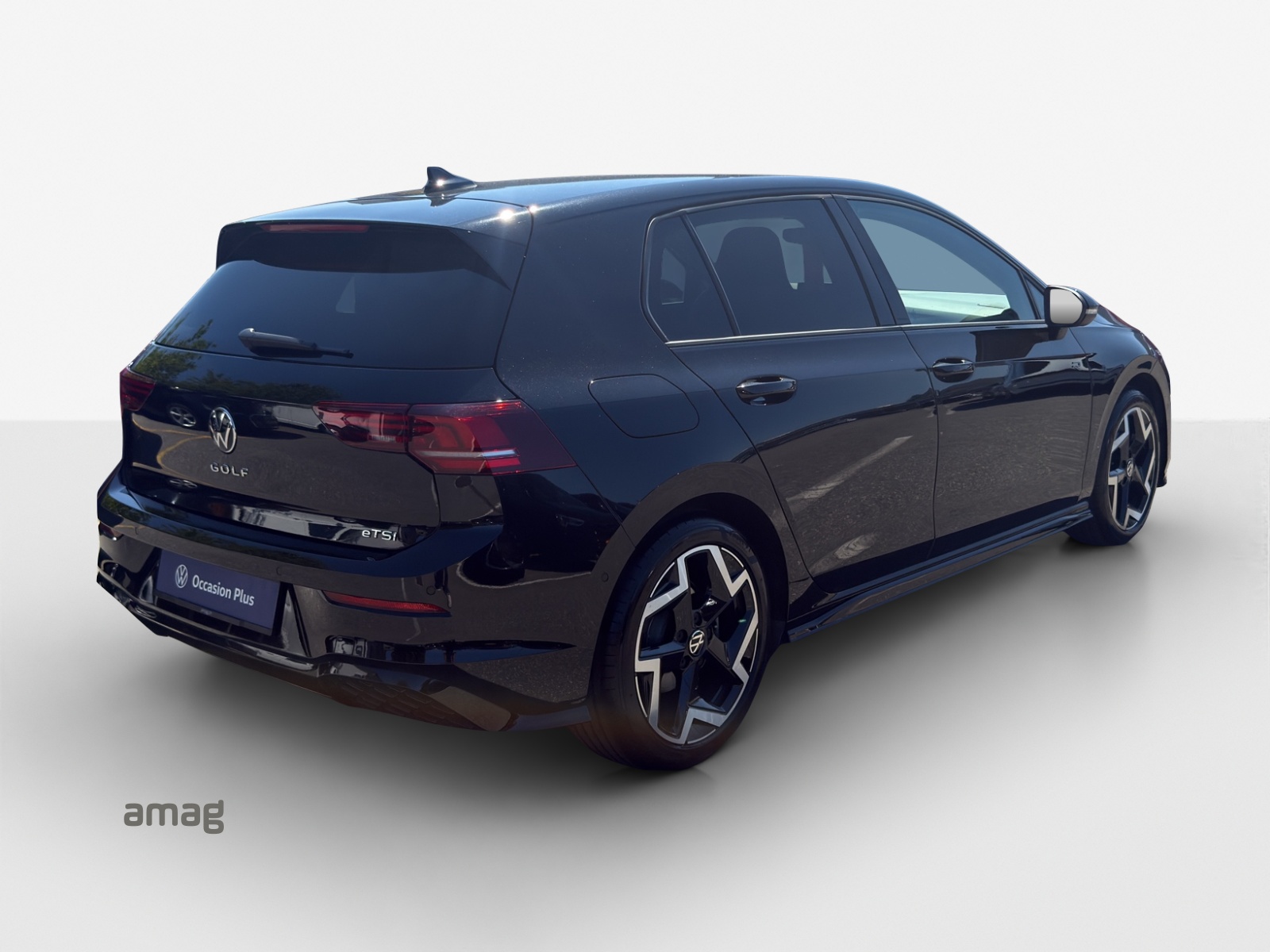 VW Golf 1.5 e TSI mHEV R-Line DSG-image-4