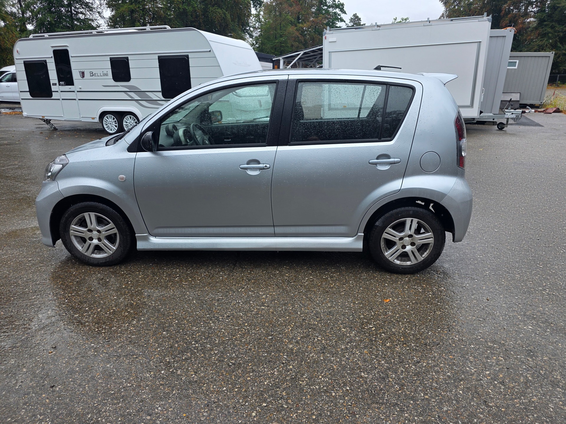 DAIHATSU Sirion 1.3 eco-4WD-image-4