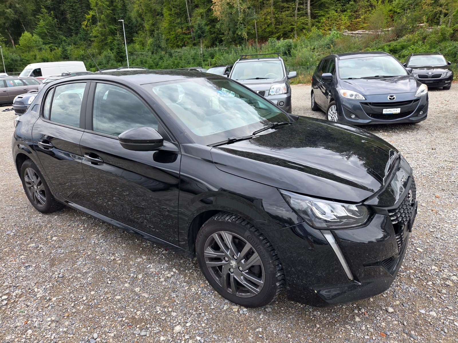 PEUGEOT 208 1.2 PureTech Active Pack EAT8-image-2