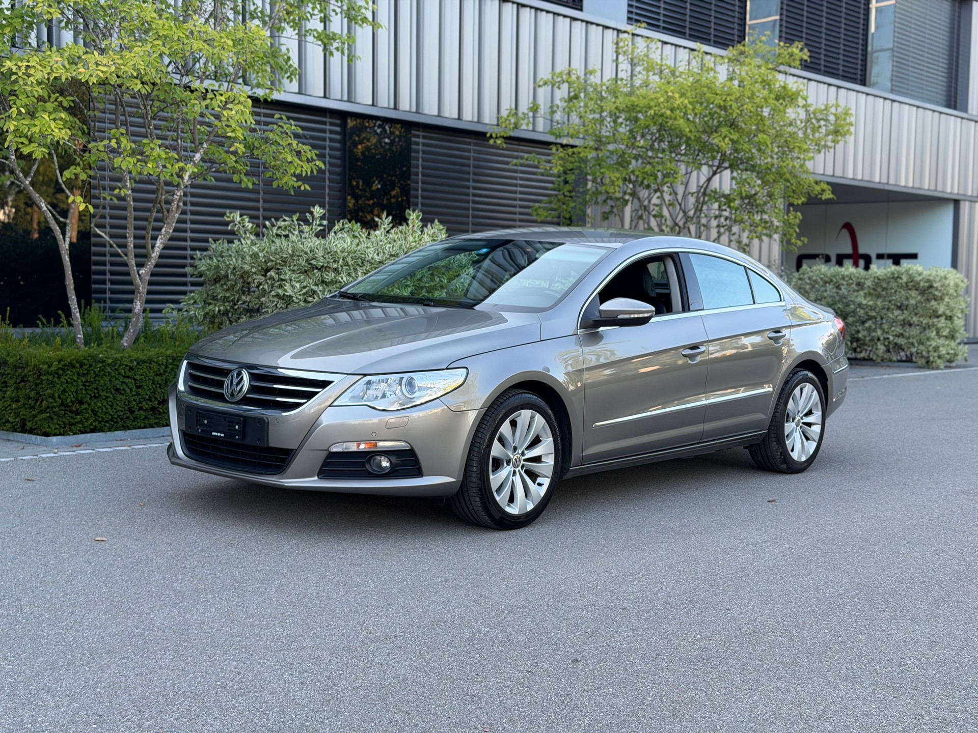 VW Passat CC 2.0 TDI-image-0